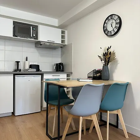 7 Parking Prive Gratuit Sous Video Surveillance Appartement Poitiers