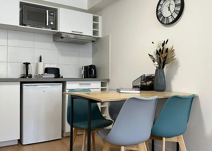 7 Parking Gratuit Apartment Poitiers